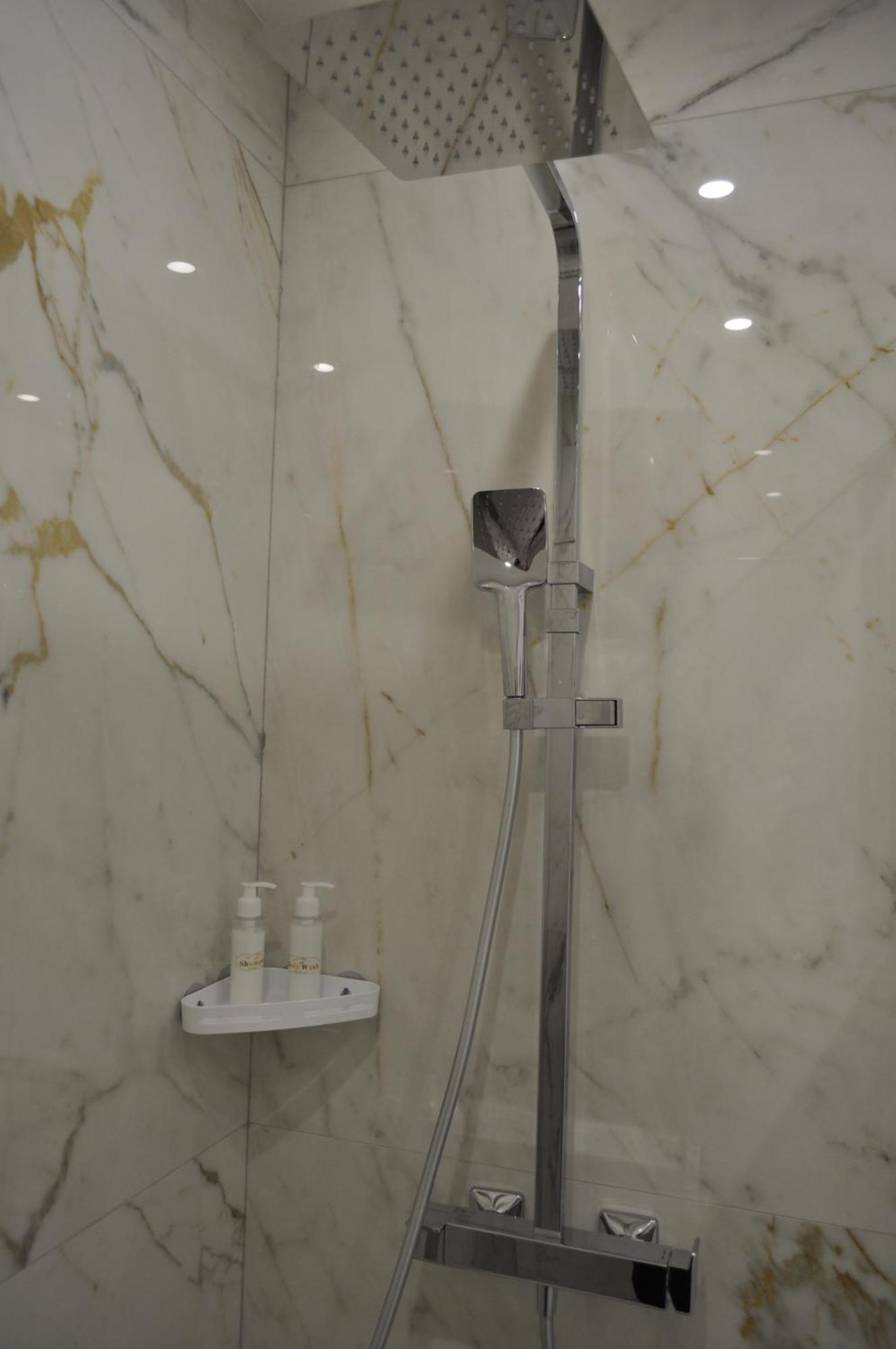 Emotion Vip Apartment Nice Bagian luar foto